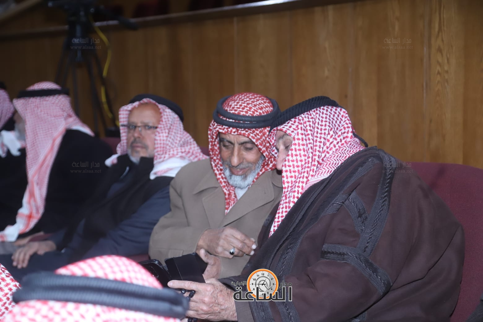 Madar Al-Saa Images 0.1524161243905615