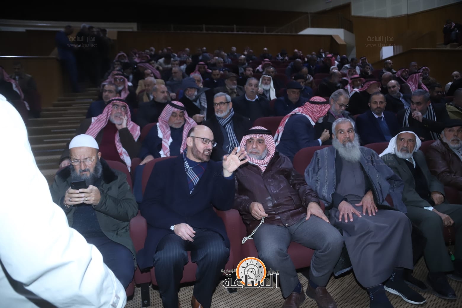 Madar Al-Saa Images 0.2440443092531649