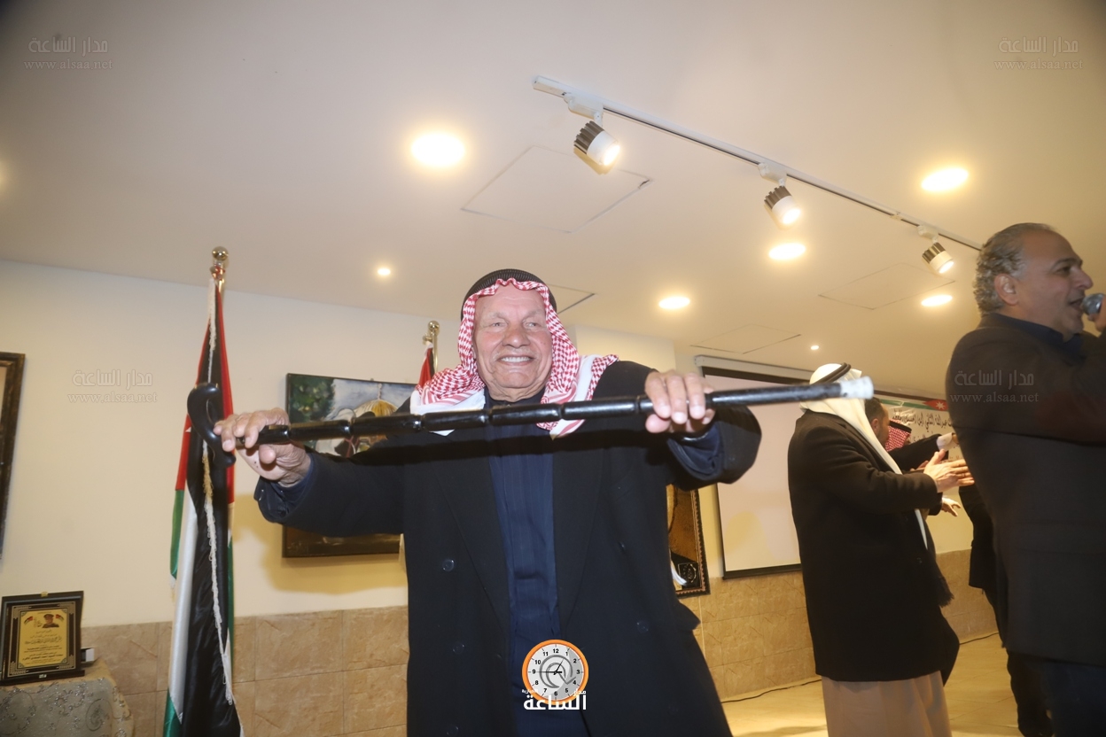 Madar Al-Saa Images 0.32330142847944265