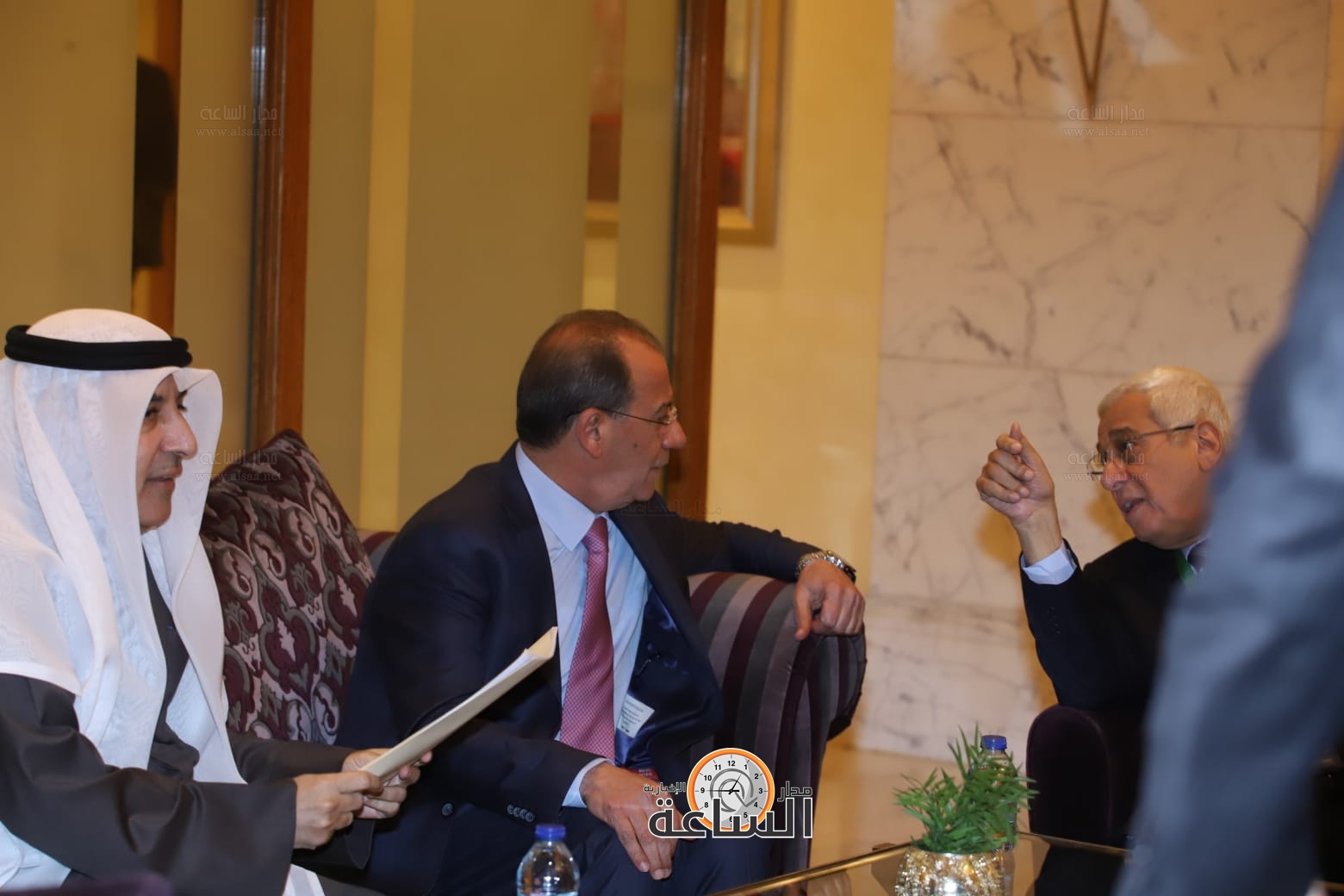 Madar Al-Saa Images 0.018966764934576386