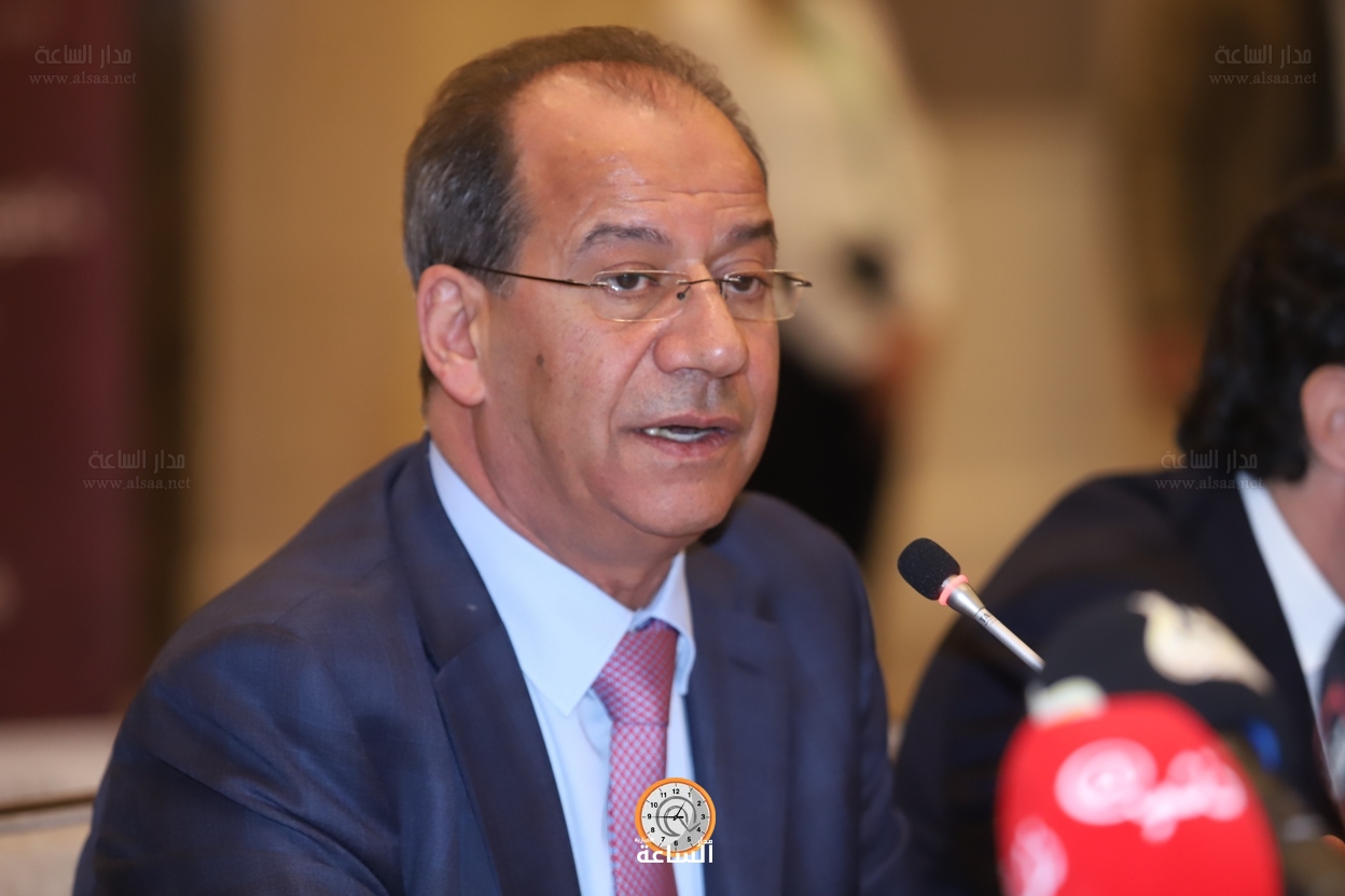 Madar Al-Saa Images 0.1672376095128274