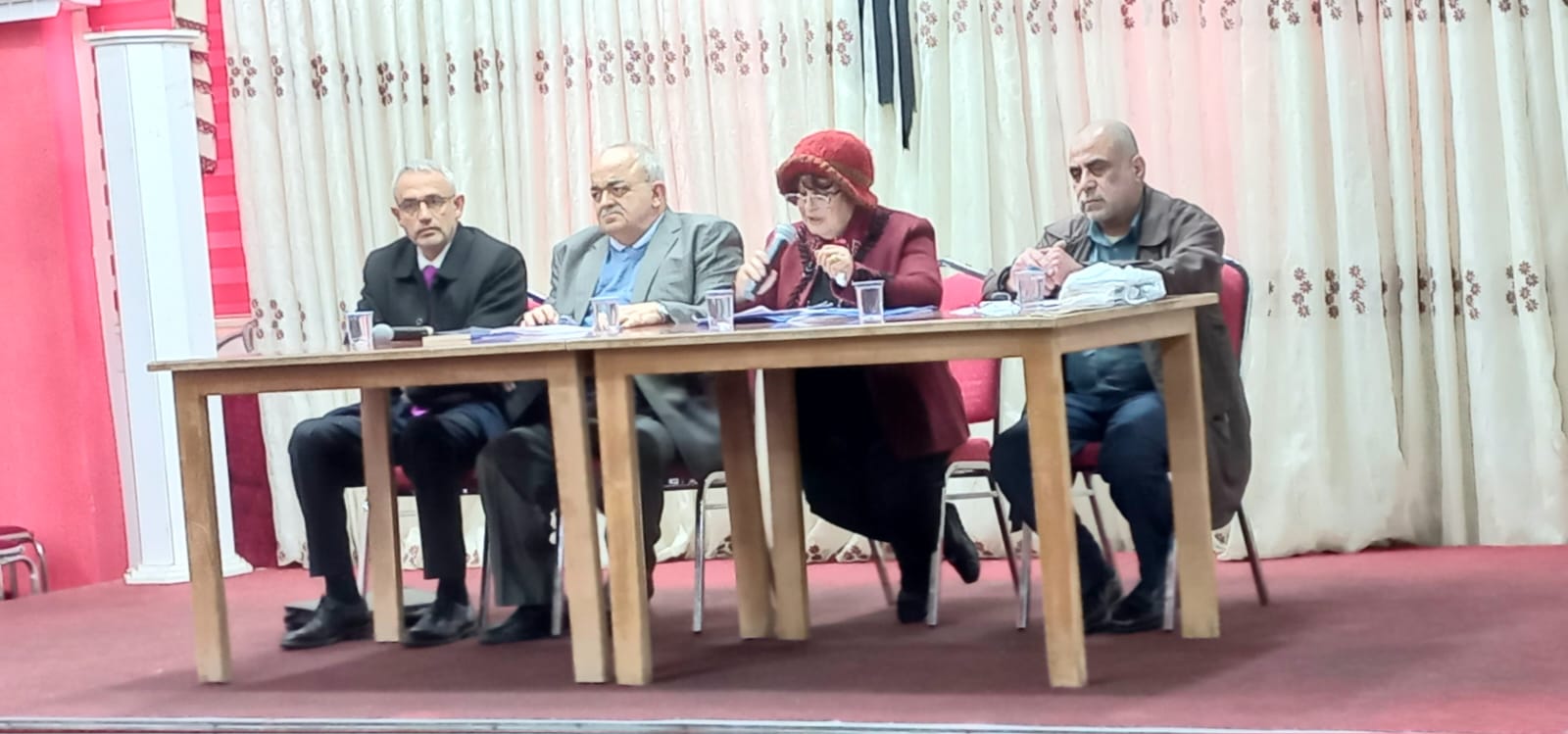 Madar Al-Saa Images 0.36496583585371956