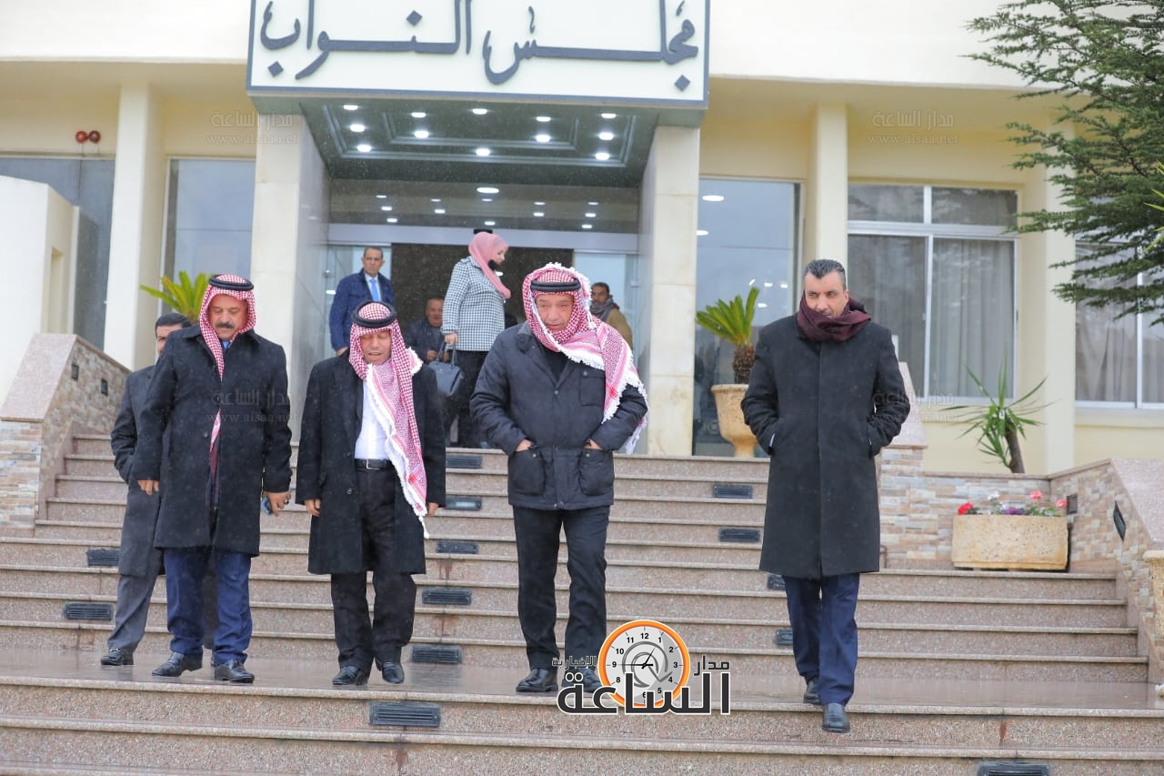 Madar Al-Saa Images 0.4293224530407197