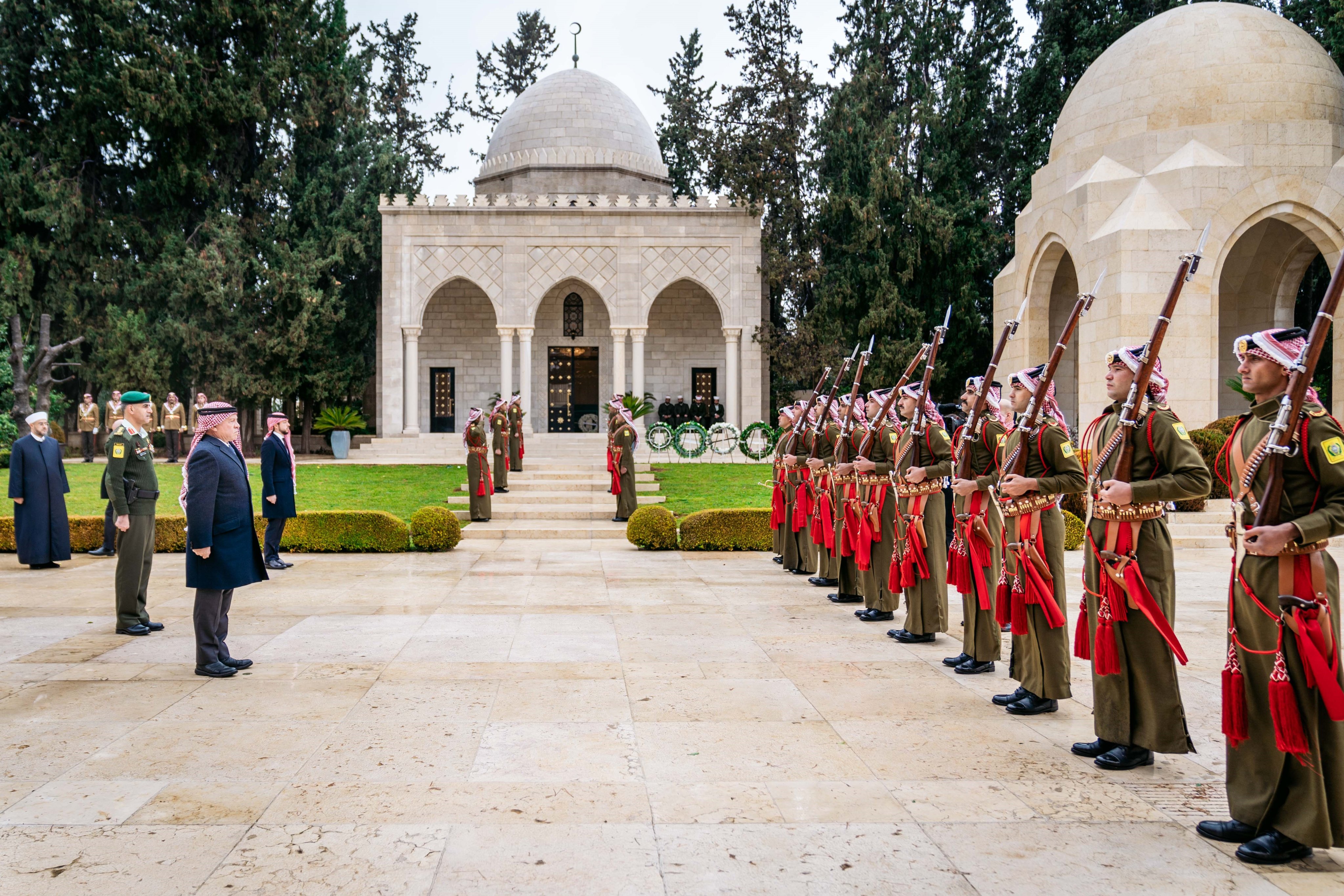 Madar Al-Saa Images 0.8288841094309853