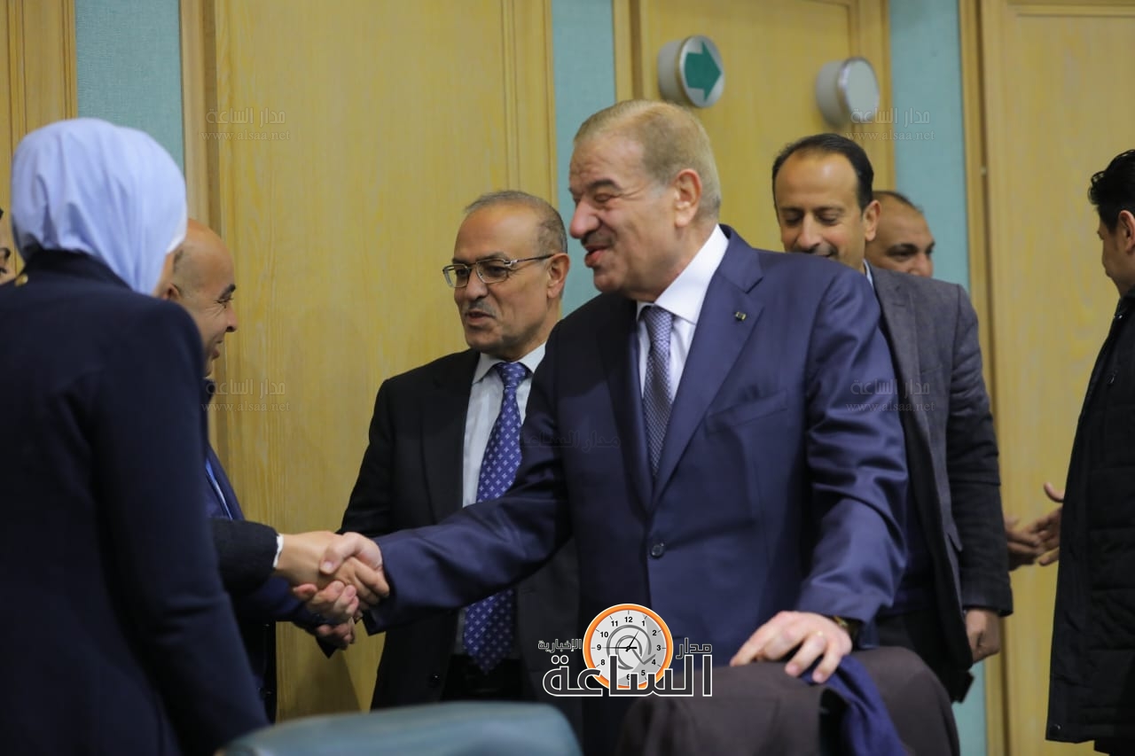 Madar Al-Saa Images 0.12290510996112125