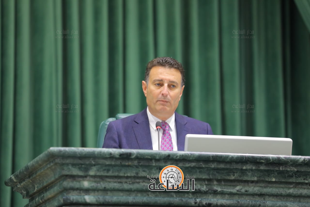 Madar Al-Saa Images 0.3793153163480343