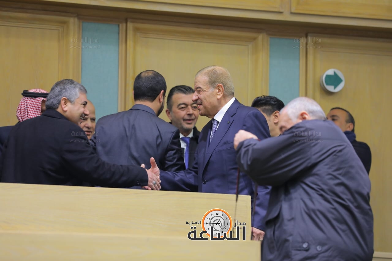 Madar Al-Saa Images 0.6053123989135442