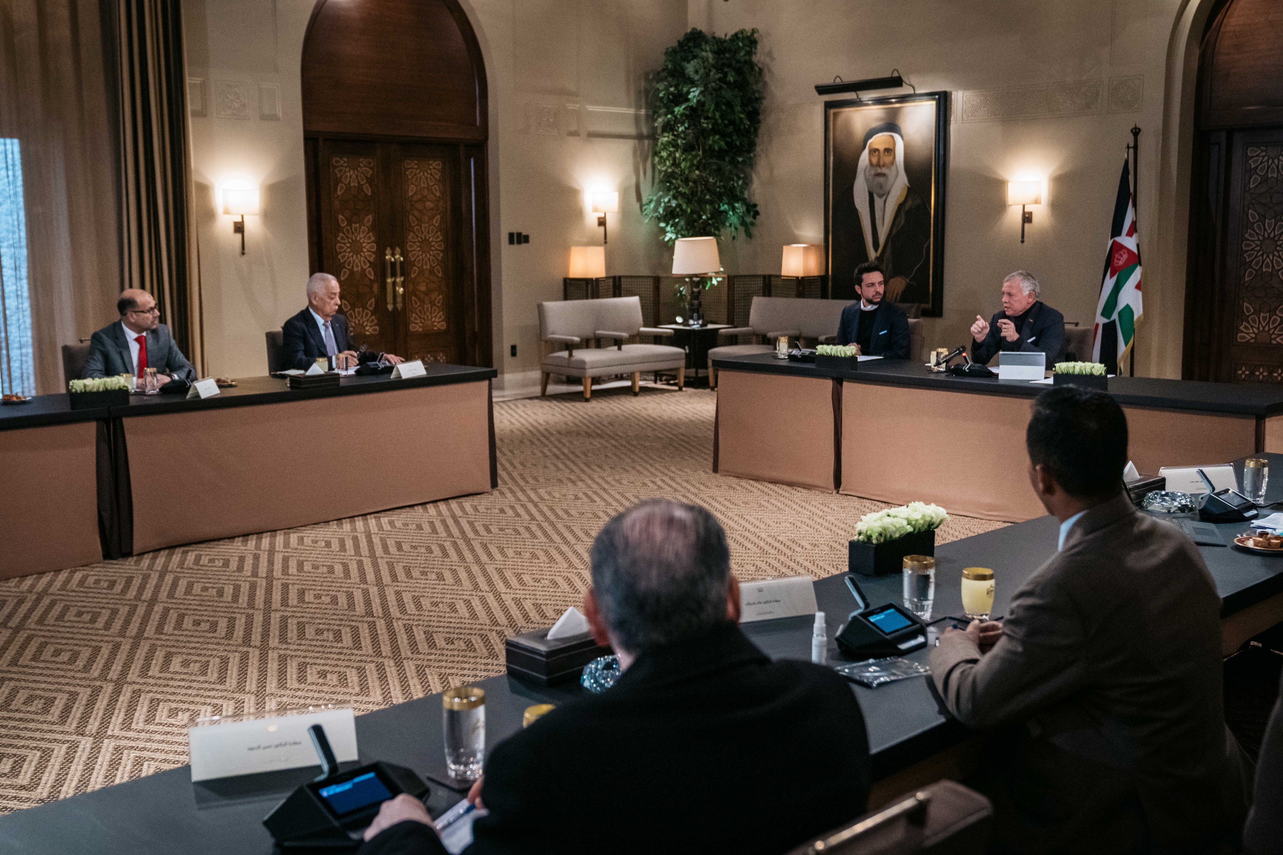 Madar Al-Saa Images 0.7879010288517623