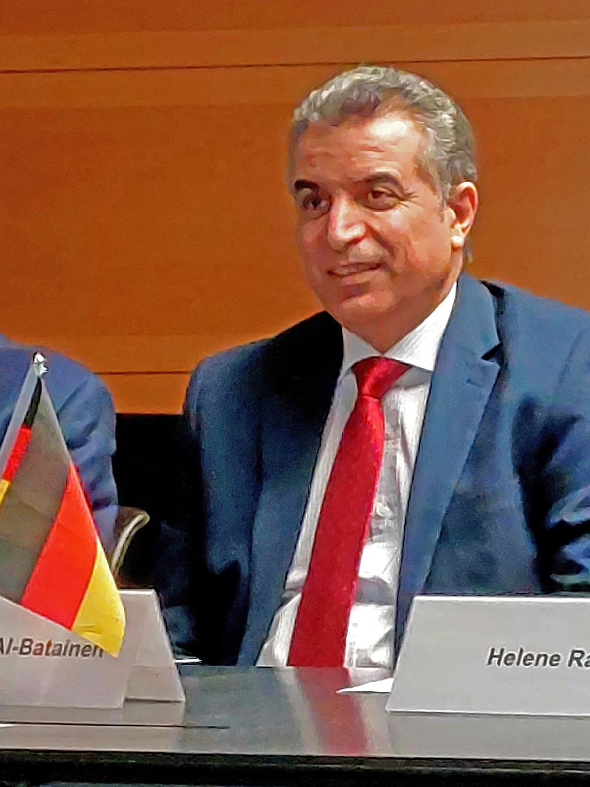 Madar Al-Saa Images 0.34513790399369904