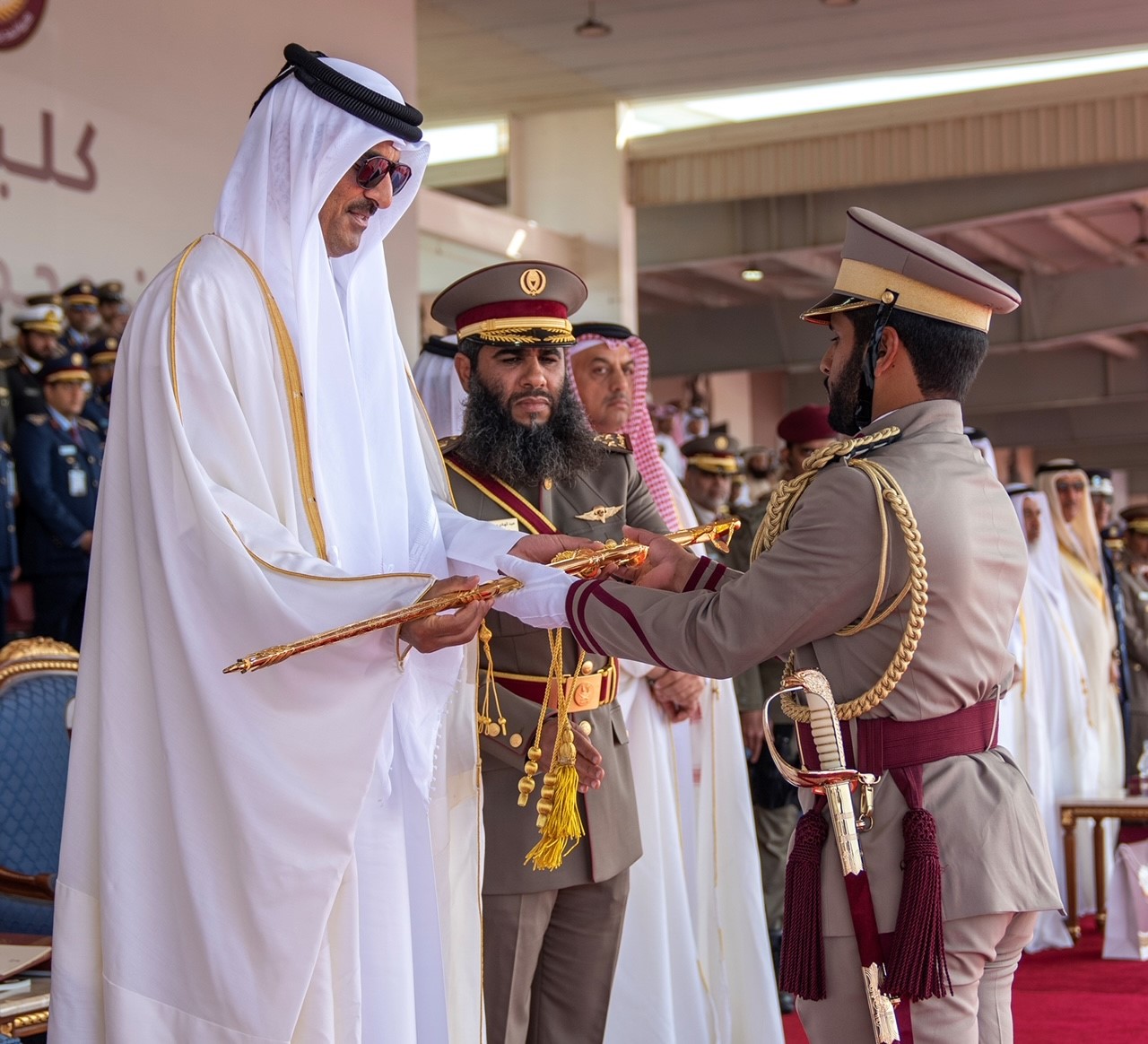 Madar Al-Saa Images 0.9019770606072997