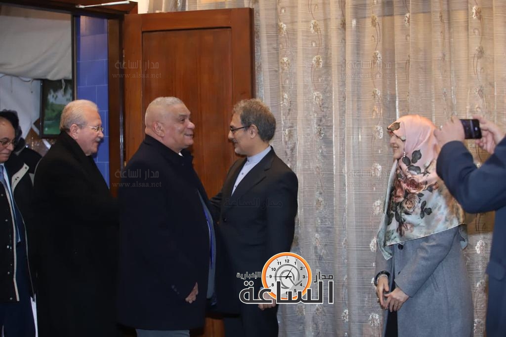 Madar Al-Saa Images 0.47224082887856245