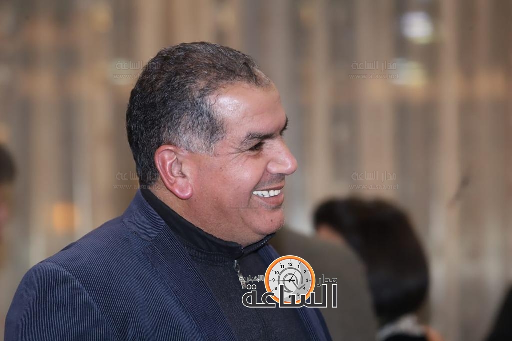 Madar Al-Saa Images 0.17106588232363418