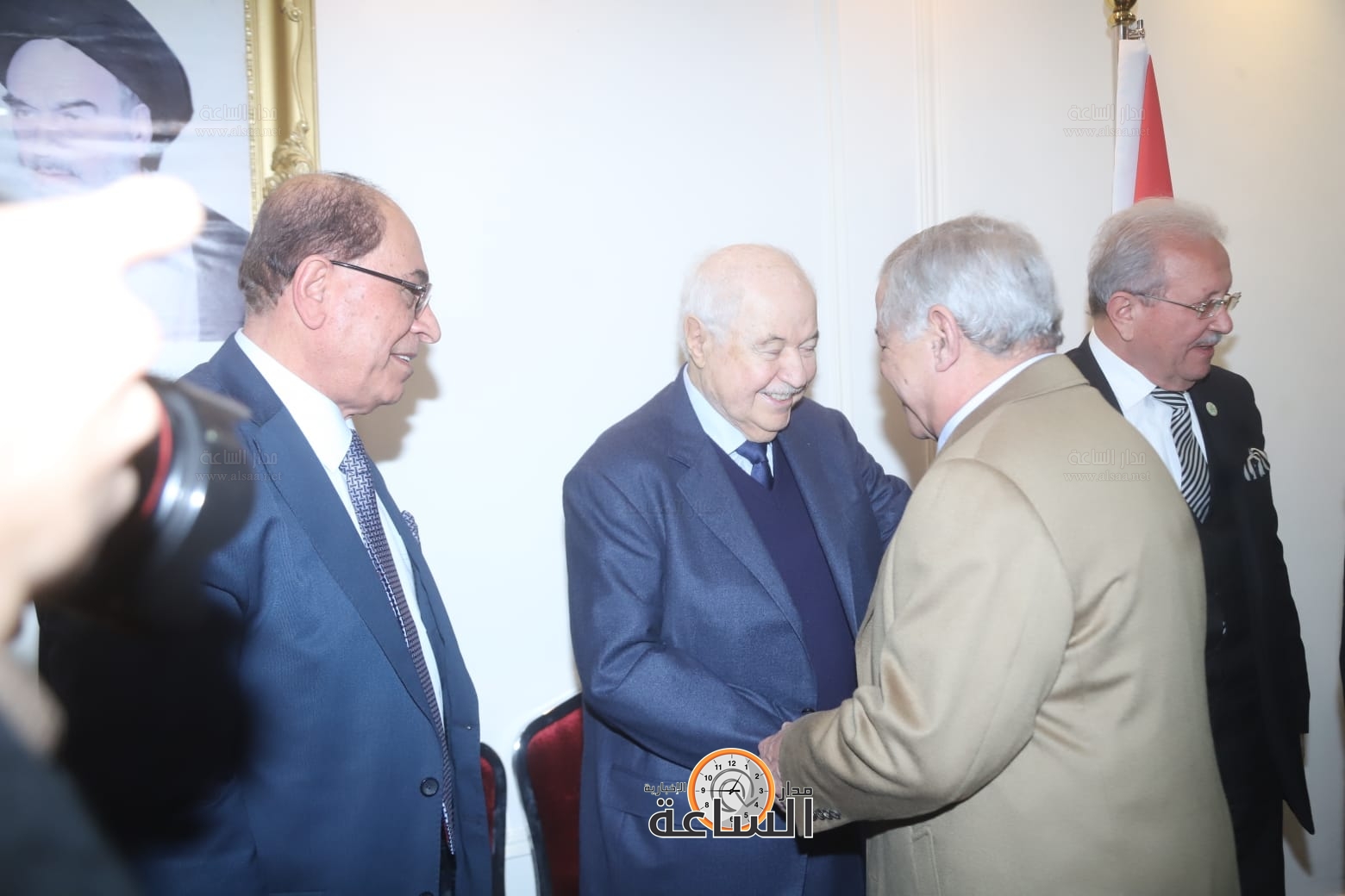 Madar Al-Saa Images 0.4871644798812069