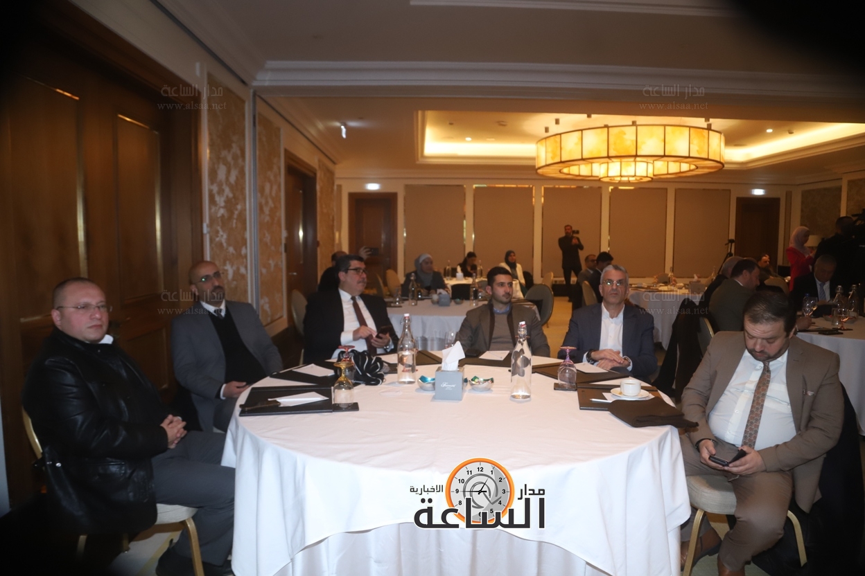 Madar Al-Saa Images 0.47235274494991364