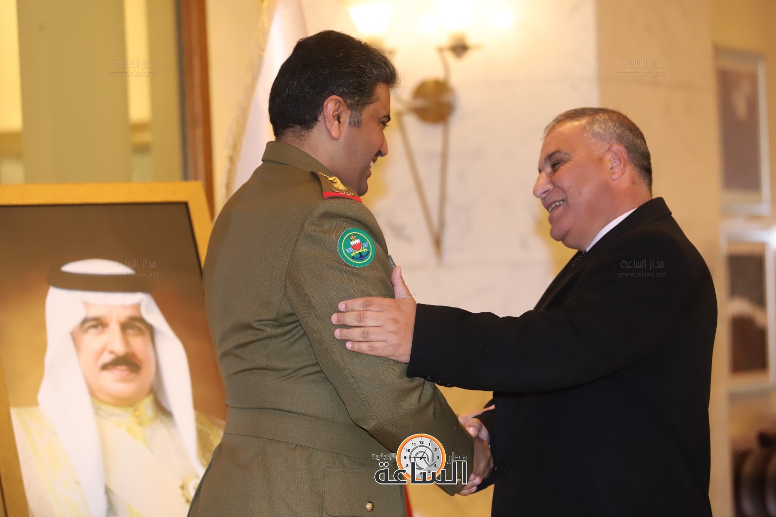 Madar Al-Saa Images 0.9190379329197127