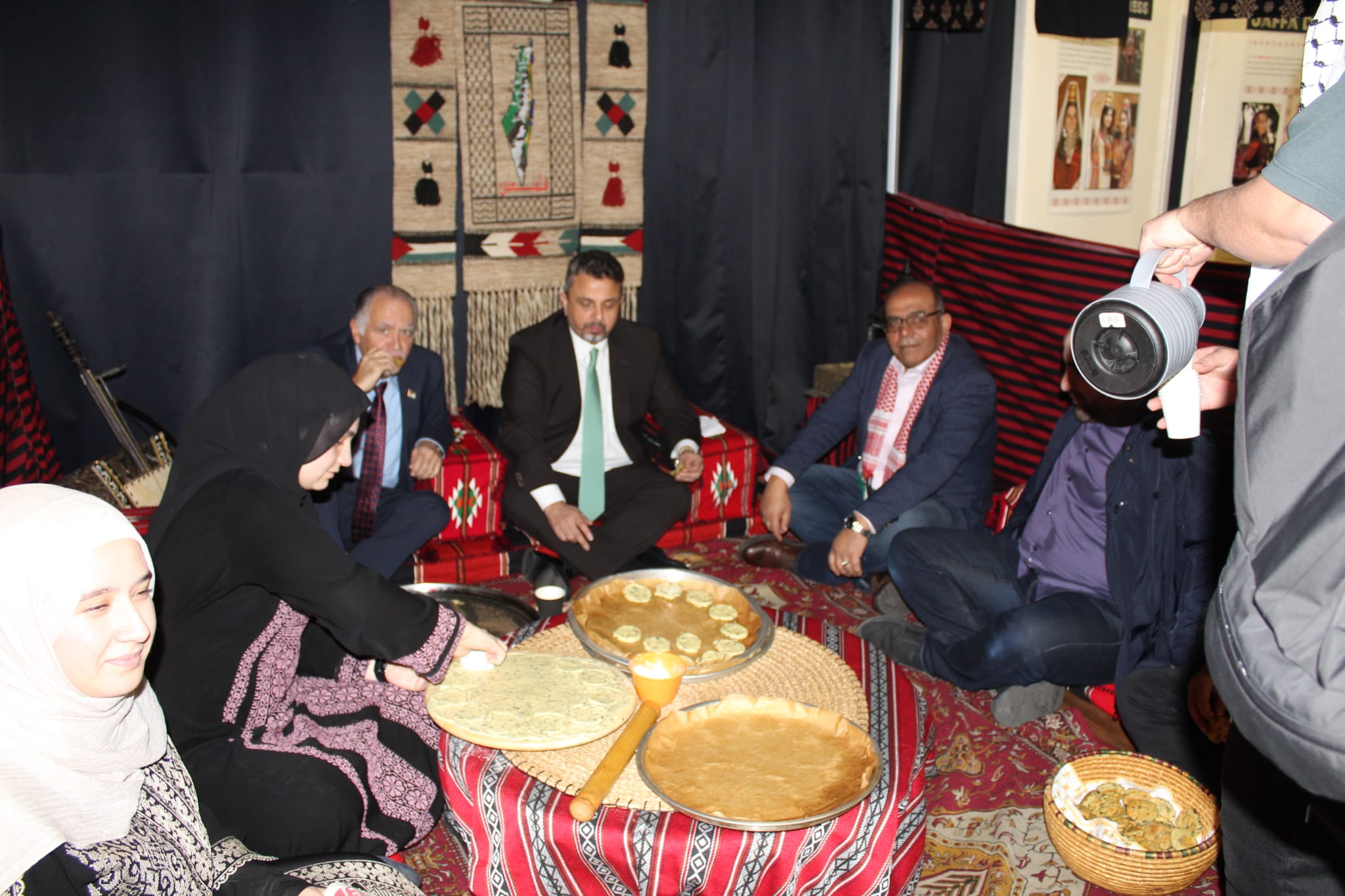 Madar Al-Saa Images 0.07943755848722667