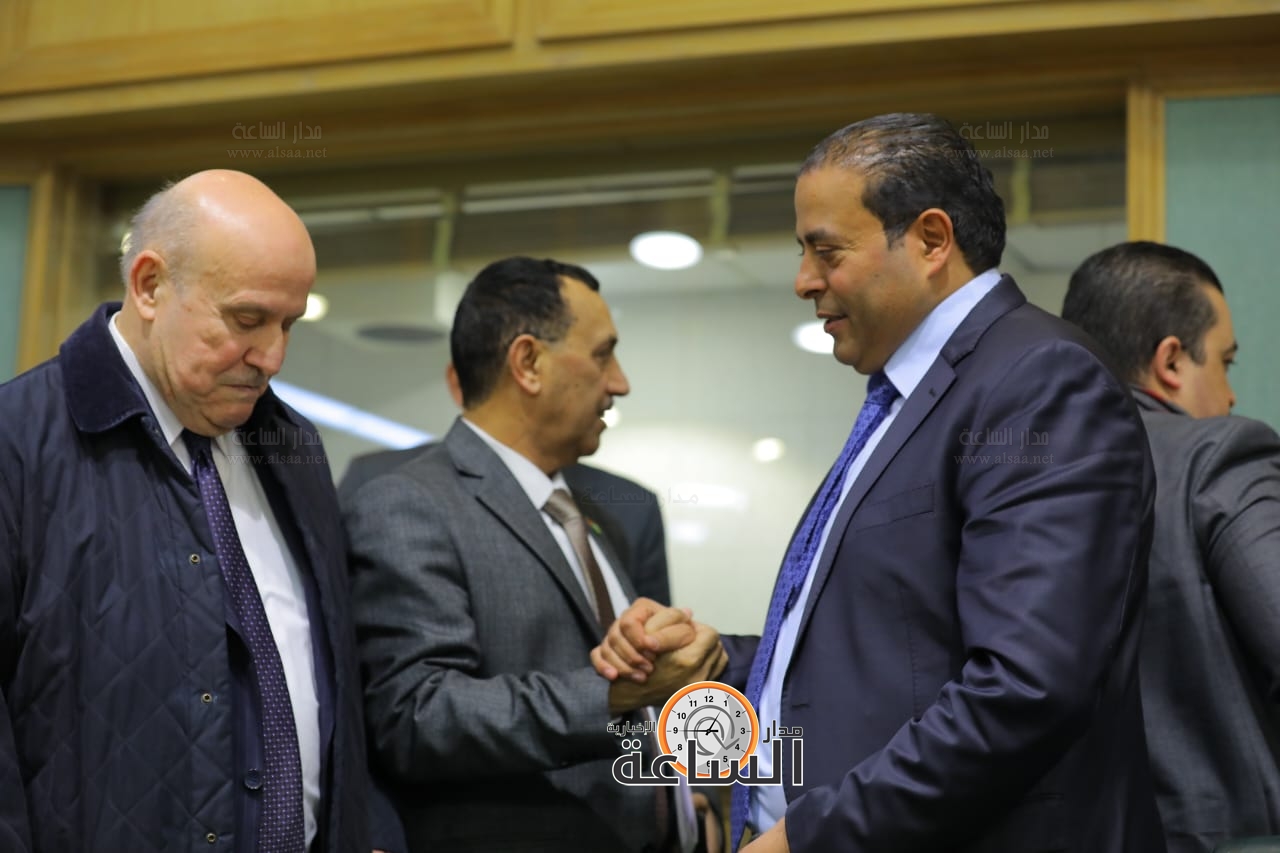 Madar Al-Saa Images 0.7082389041548471