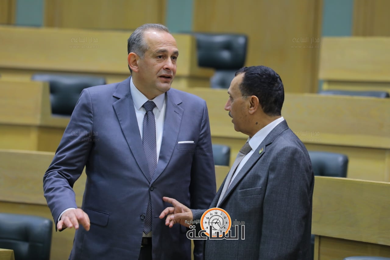 Madar Al-Saa Images 0.8326612151960158