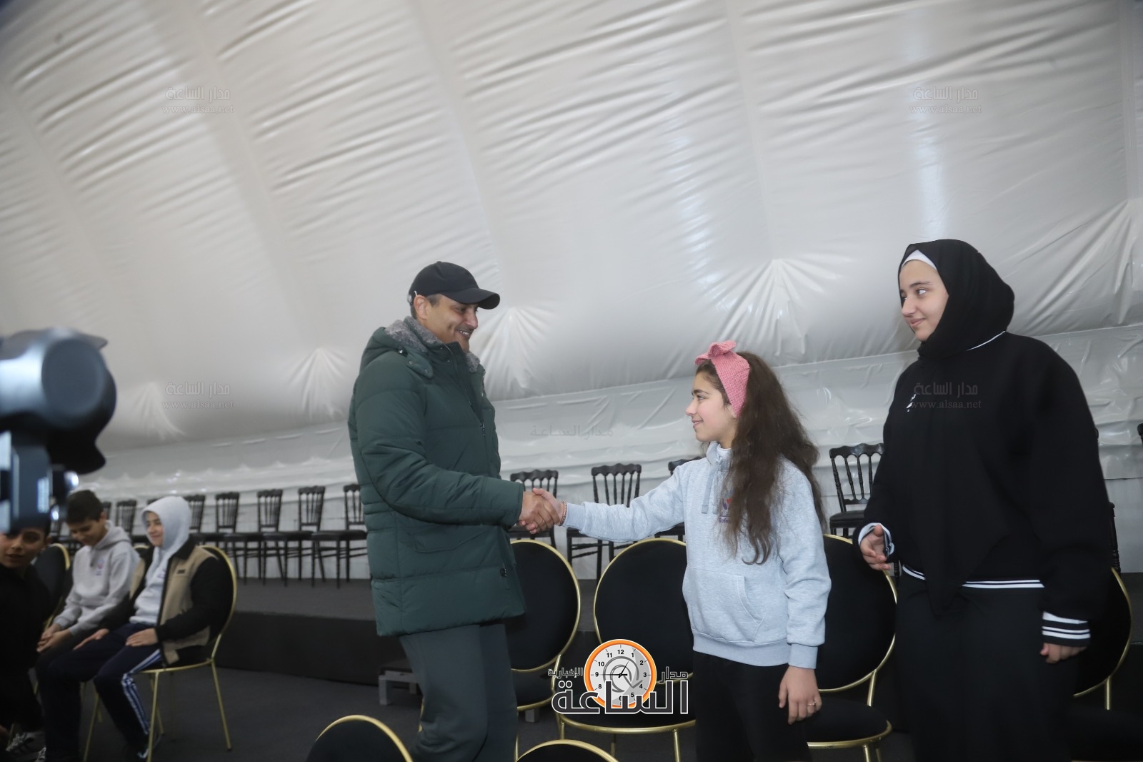 Madar Al-Saa Images 0.2887459451398273