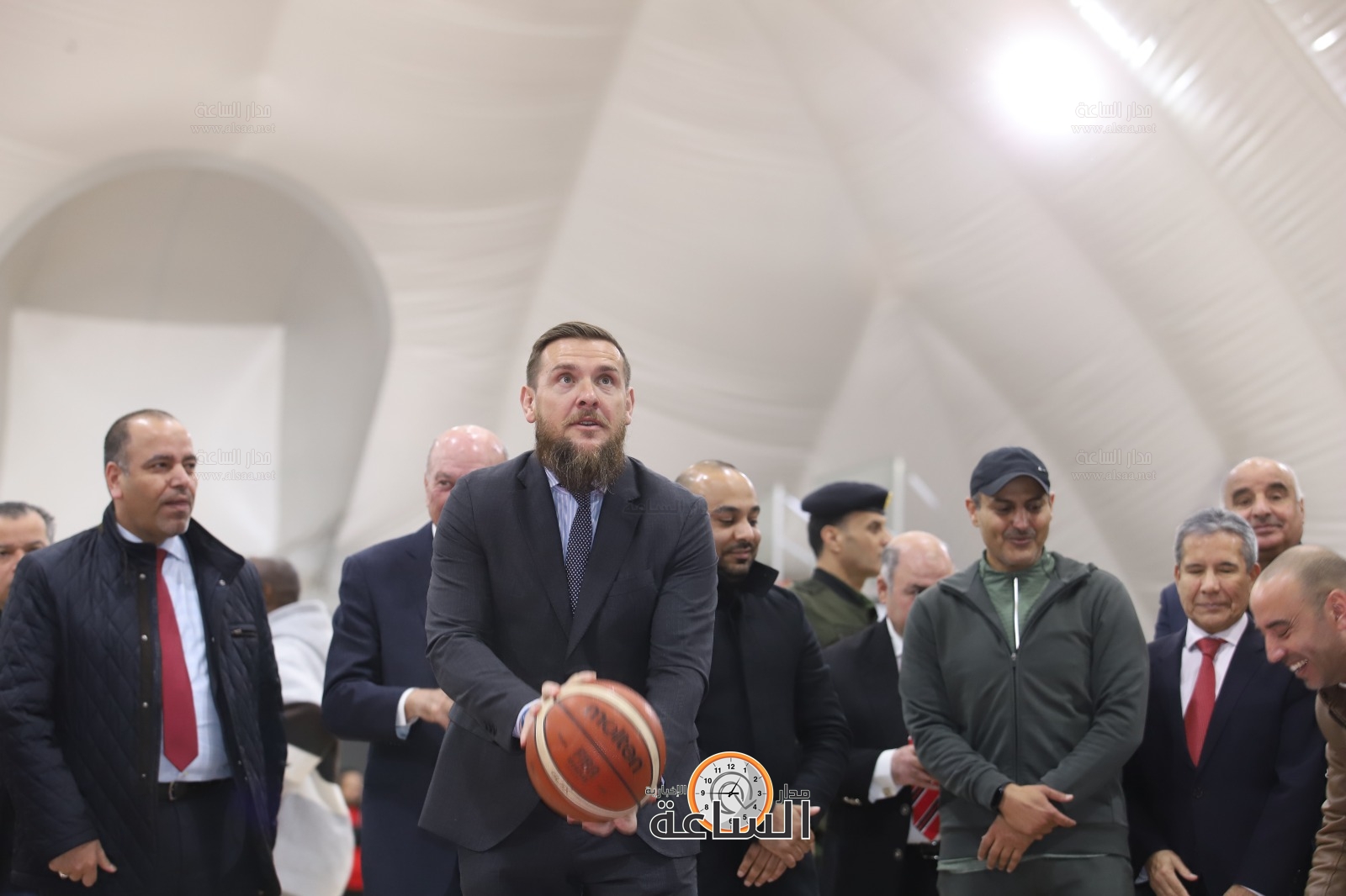 Madar Al-Saa Images 0.6702910725890461