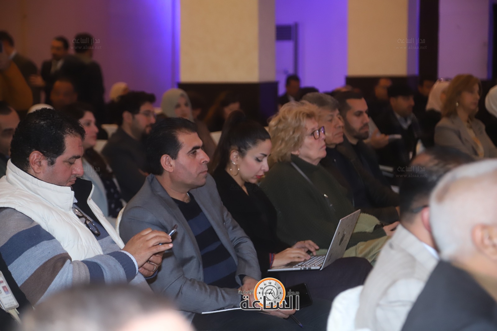 Madar Al-Saa Images 0.8672741828194219