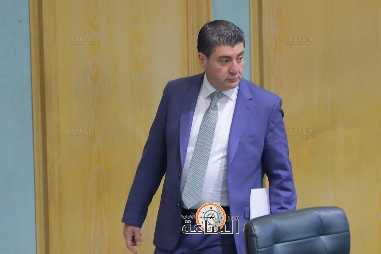 Madar Al-Saa Images 0.536701119030609