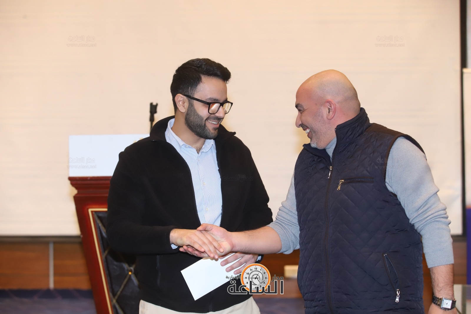 Madar Al-Saa Images 0.7316490391835191