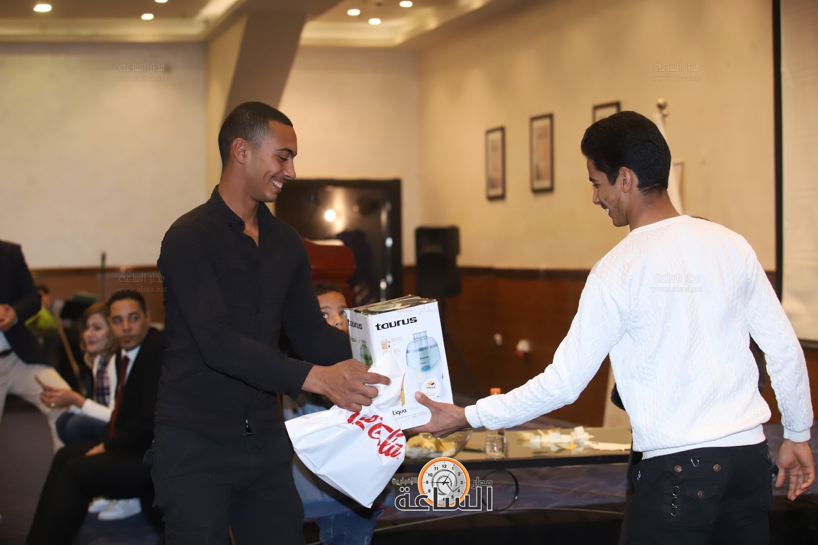 Madar Al-Saa Images 0.83310130779779