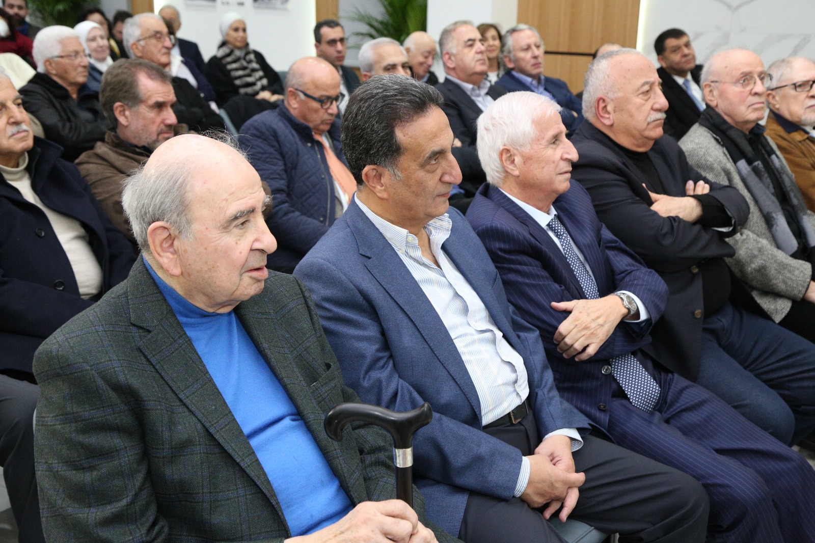 Madar Al-Saa Images 0.5161138273052188