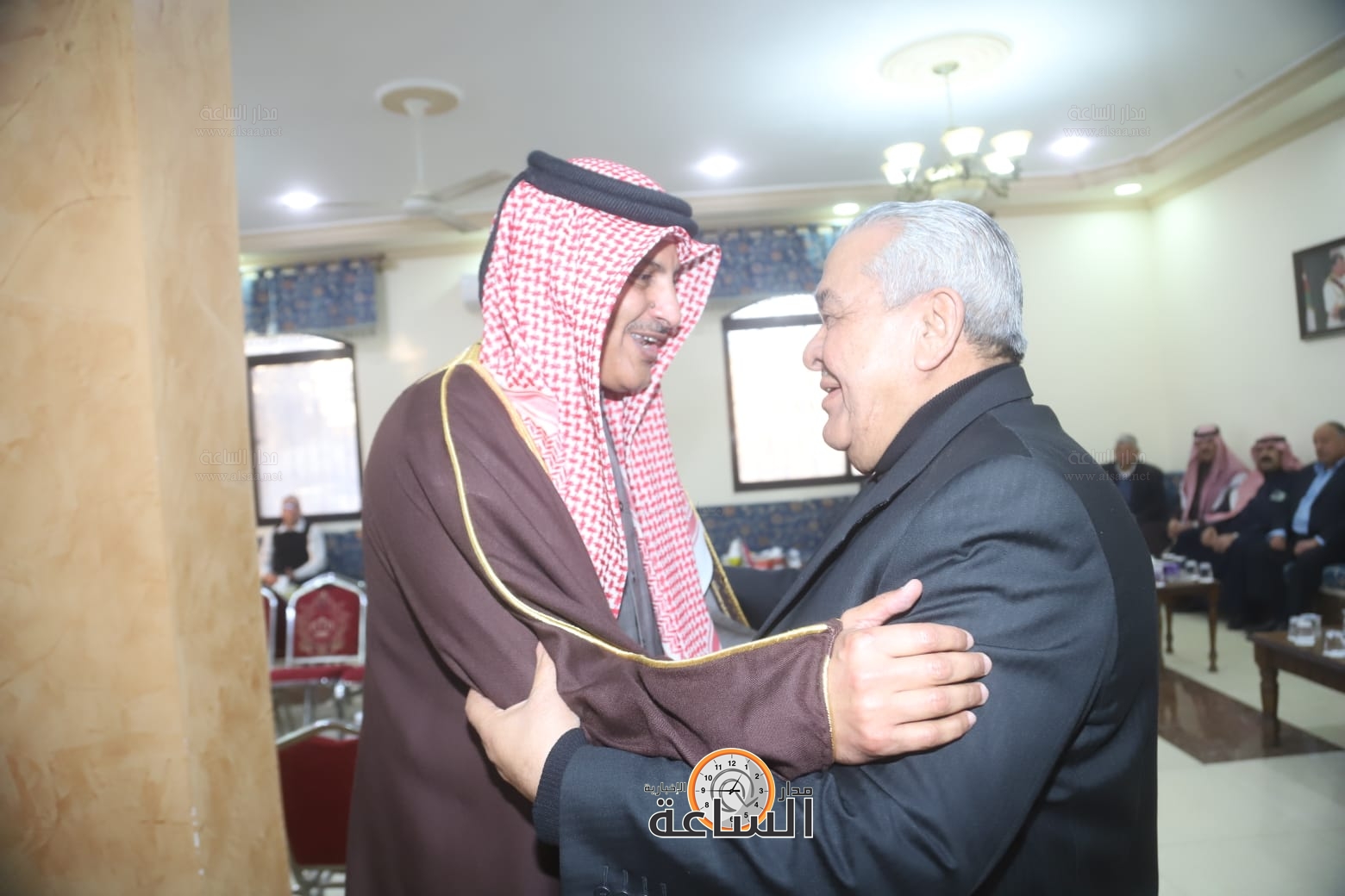 Madar Al-Saa Images 0.47943098113209515