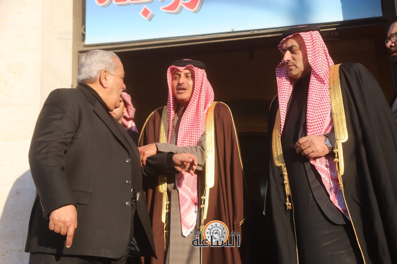 Madar Al-Saa Images 0.403351552501639