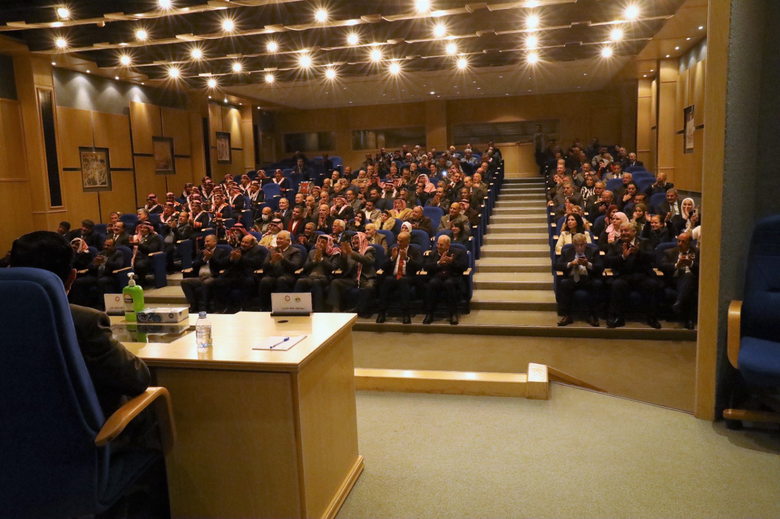 Madar Al-Saa Images 0.05677813586480096