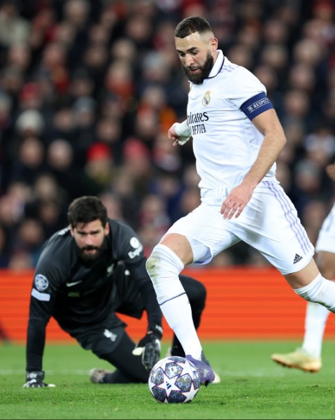 Madar Al-Saa Images 0.2430965936131122