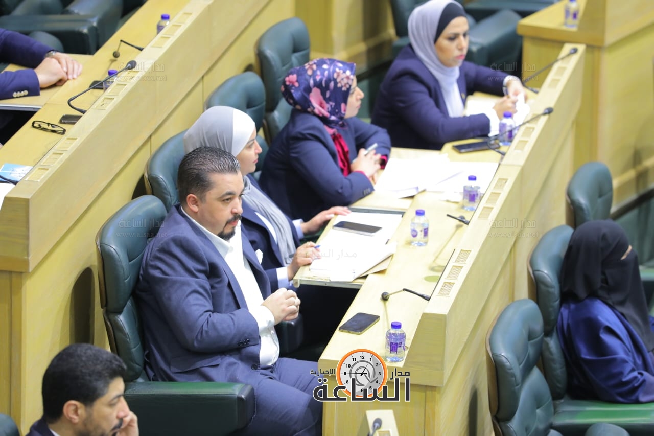 Madar Al-Saa Images 0.40574191470080656