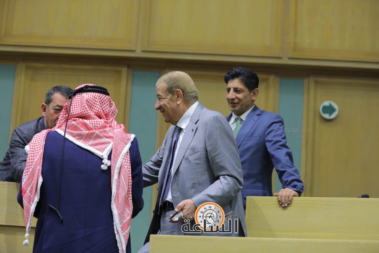 Madar Al-Saa Images 0.08082153348658538