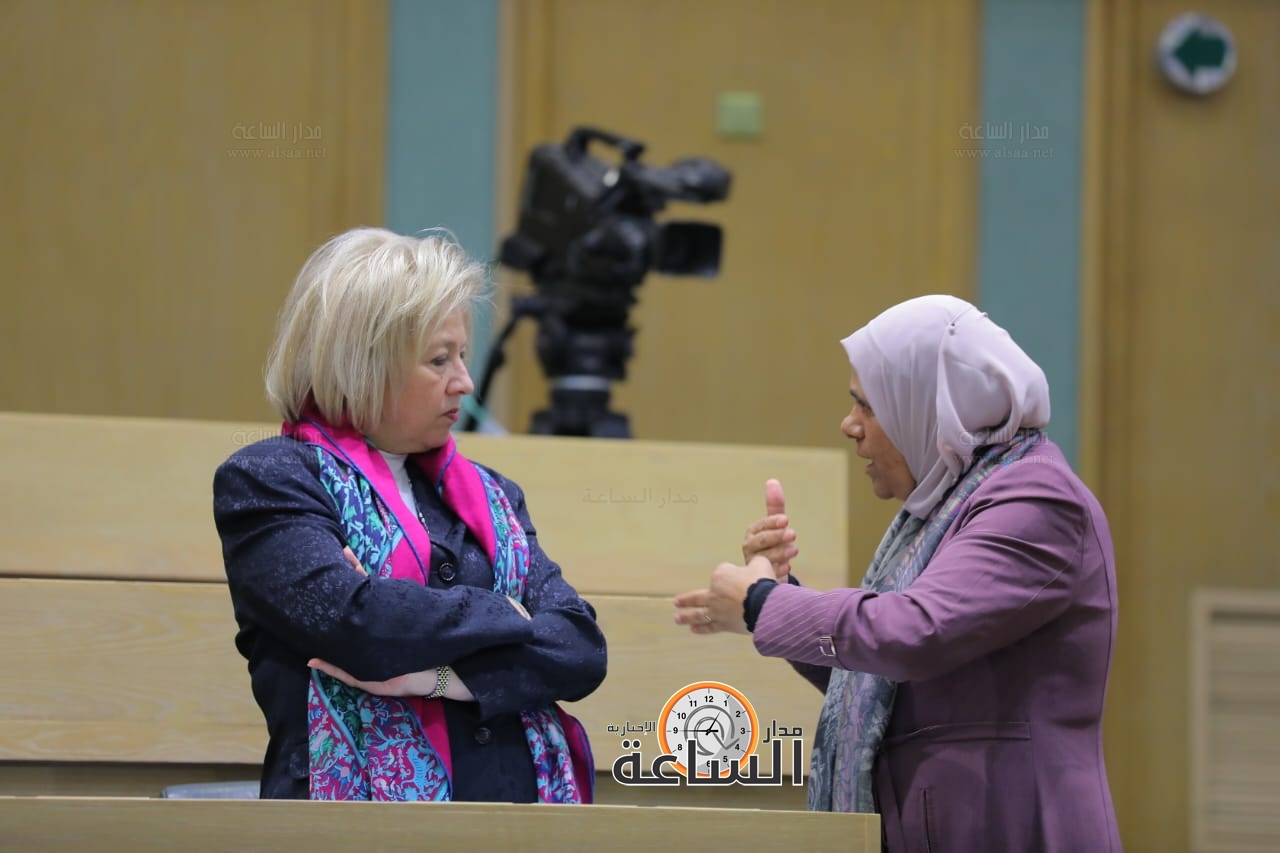 Madar Al-Saa Images 0.32316705913792565