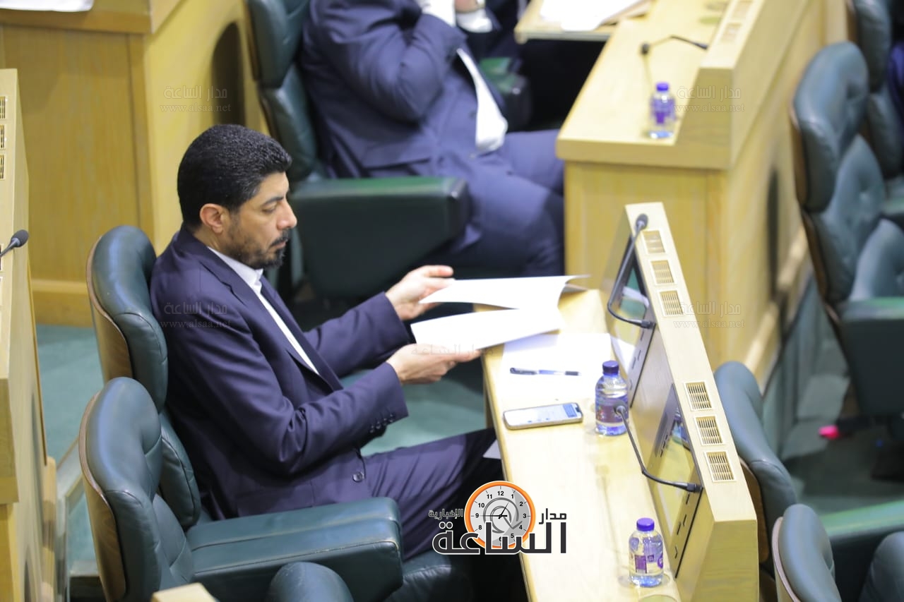 Madar Al-Saa Images 0.41352603844357017