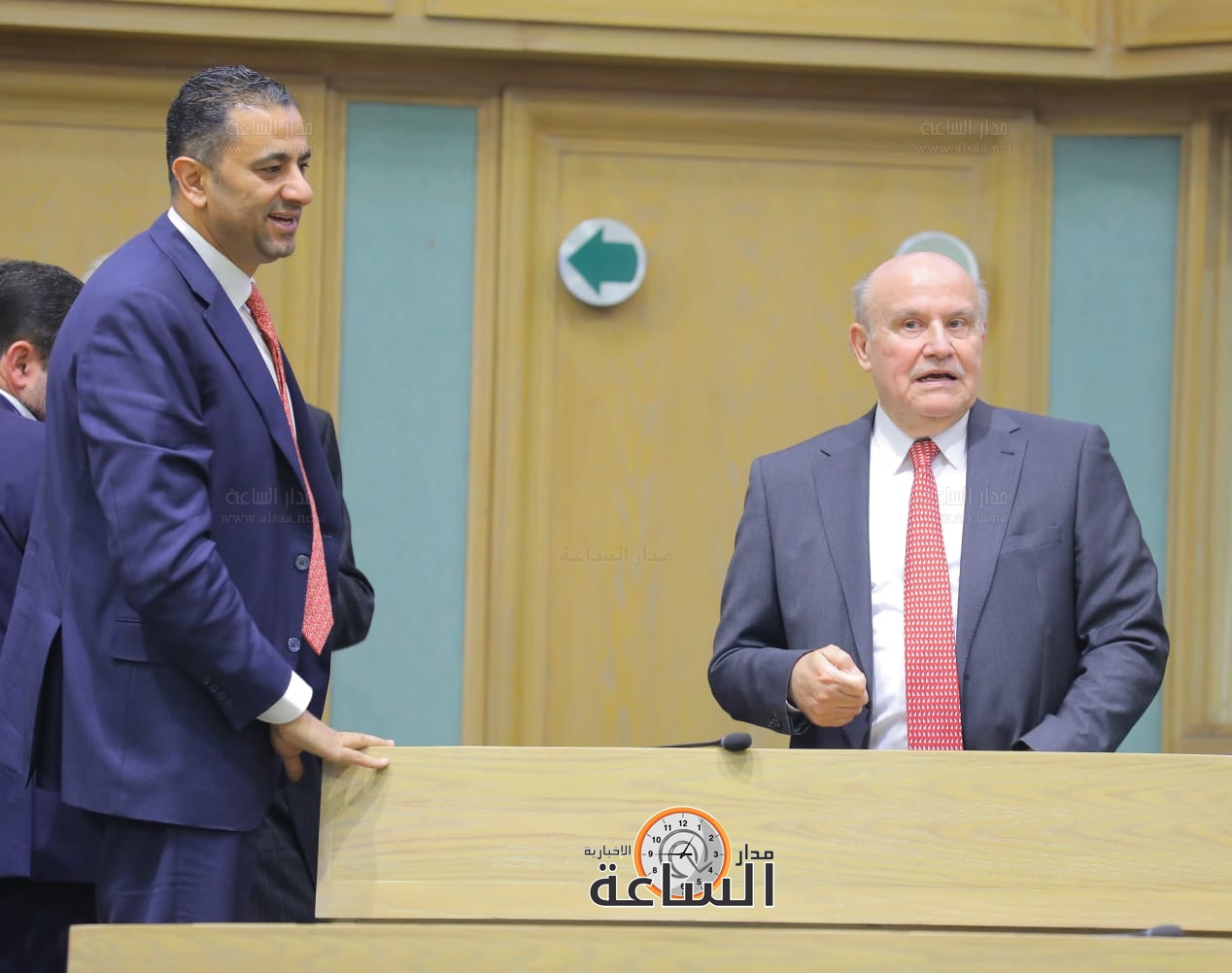 Madar Al-Saa Images 0.613088359691969