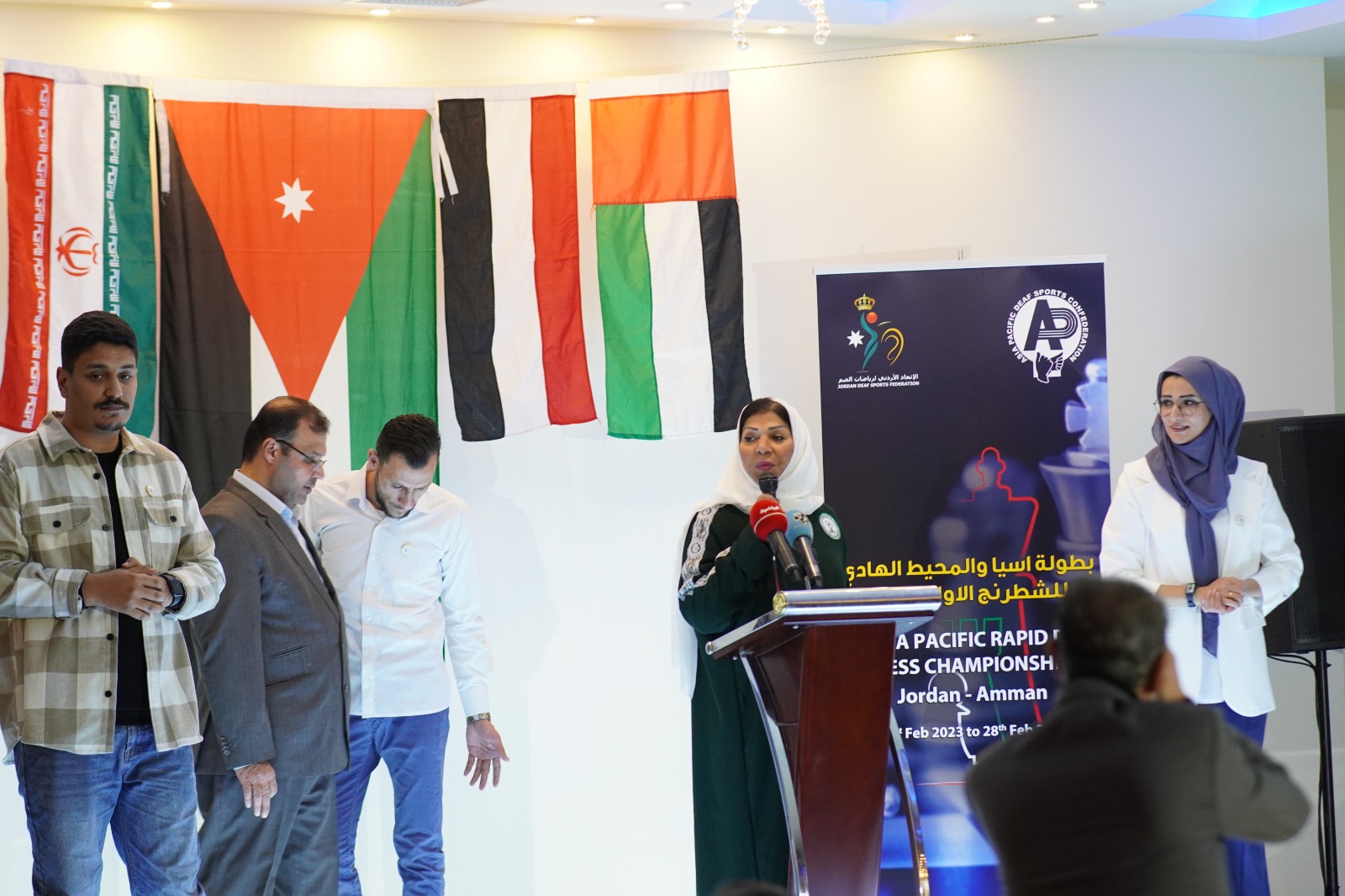 Madar Al-Saa Images 0.2041170385512796