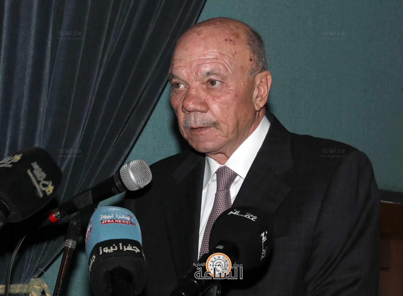 Madar Al-Saa Images 0.030125252743324893