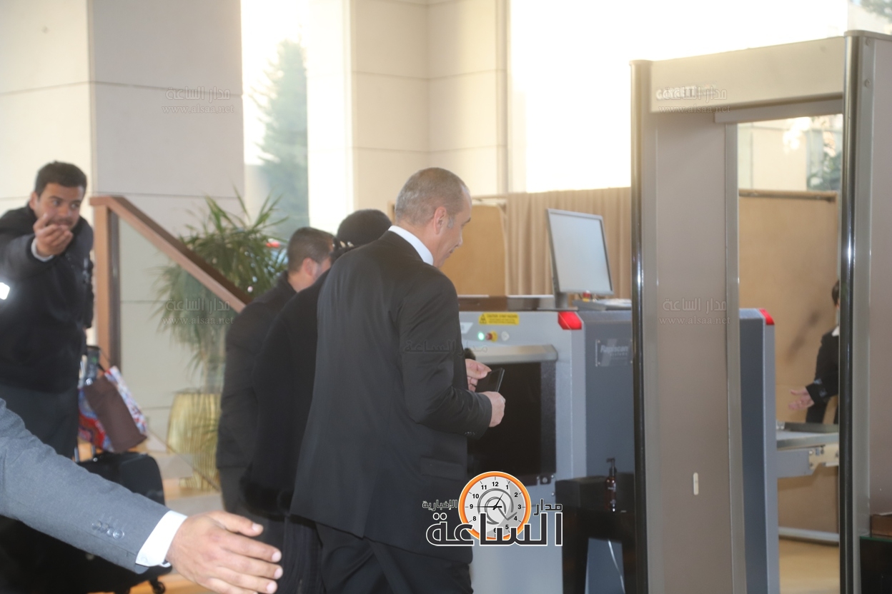 Madar Al-Saa Images 0.8750925083495873