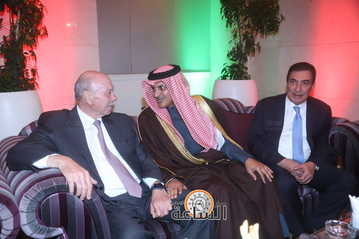 Madar Al-Saa Images 0.2374472782834277