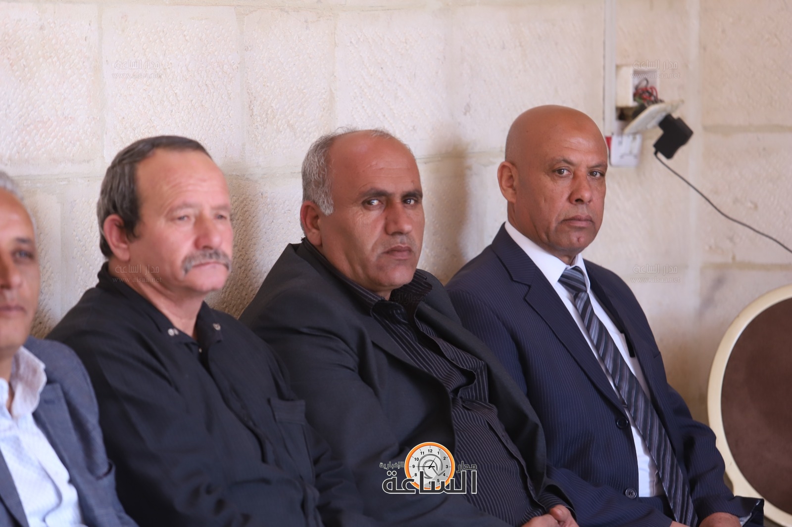 Madar Al-Saa Images 0.9856558796444177