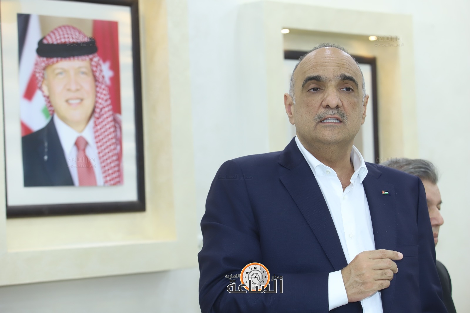 Madar Al-Saa Images 0.656632646706832