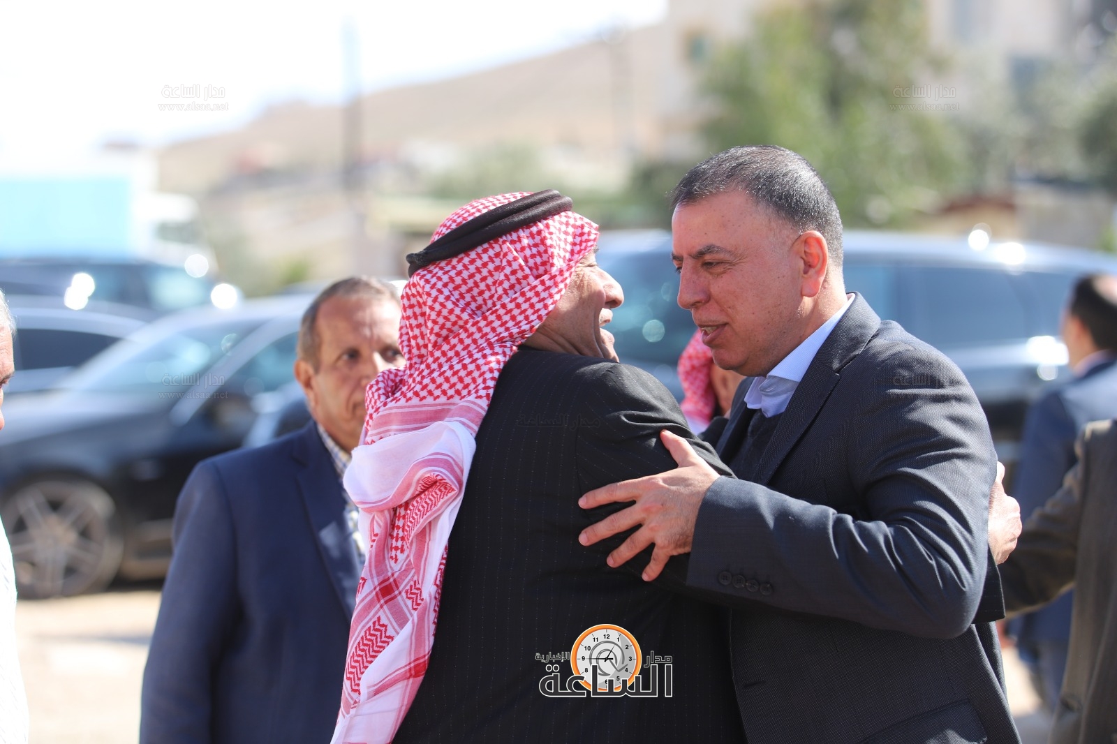 Madar Al-Saa Images 0.42947008289783617