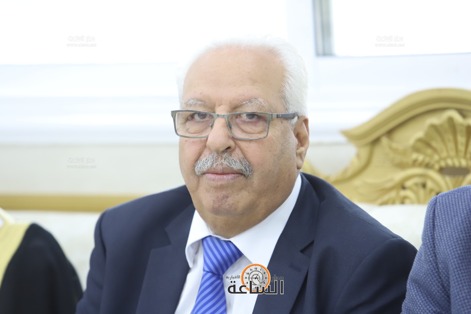 Madar Al-Saa Images 0.953513517387772