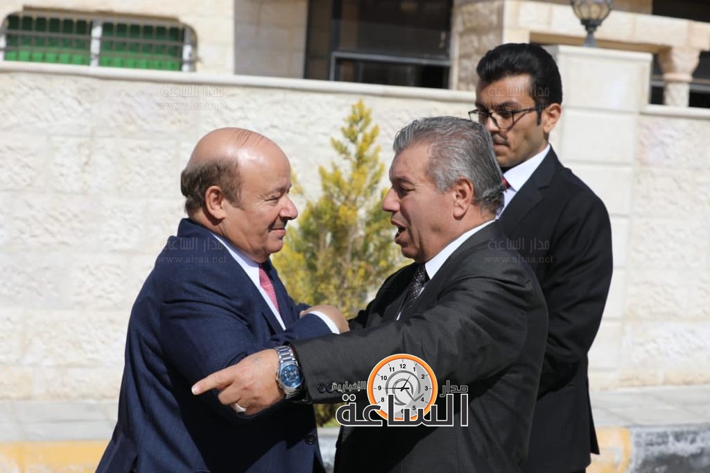 Madar Al-Saa Images 0.8500655198682259