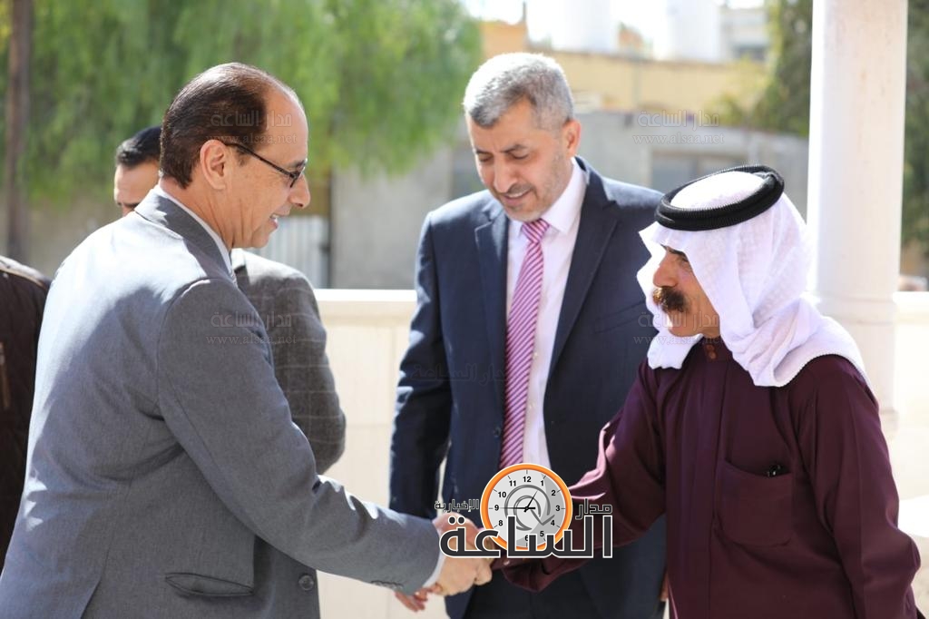 Madar Al-Saa Images 0.8957263940833315