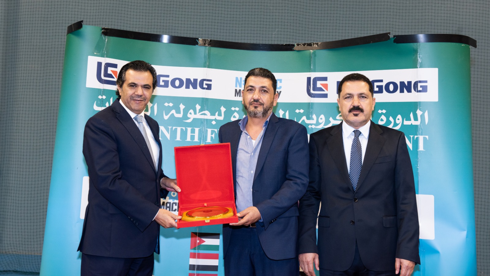 Madar Al-Saa Images 0.4222473498335564