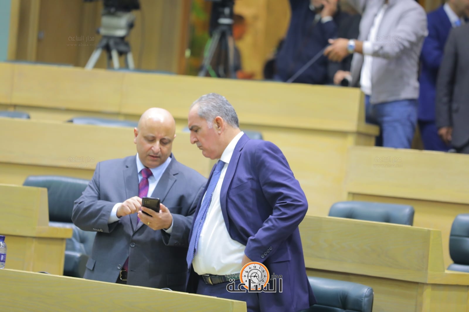 Madar Al-Saa Images 0.992797448852216